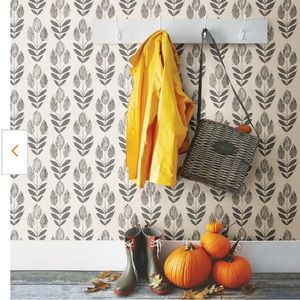NUWALLPAPER NWT folk tulip peel and stick wallpaper —neutral
